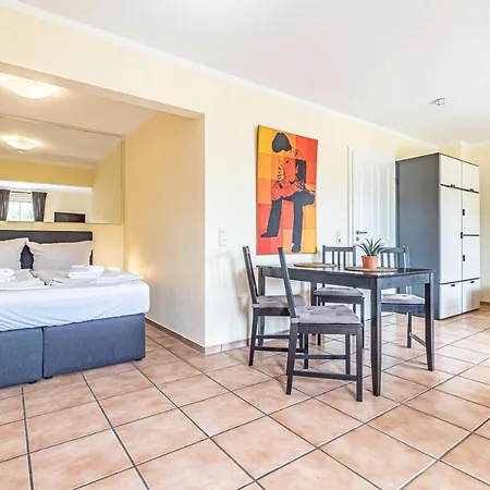 Апартаменты Fewo1846 Strandresidenz Wassersleben - Matrosenstube - Komfortables Studioapartment Mit Balkon *