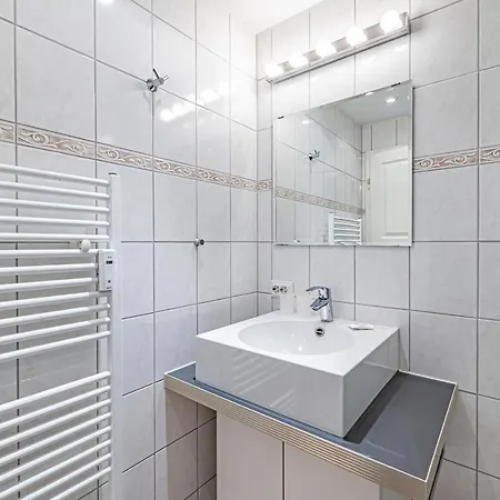 Fewo1846 Strandresidenz Wassersleben - Matrosenstube - Komfortables Studioapartment Mit Balkon *